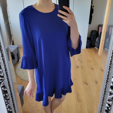 Blaues Kleid