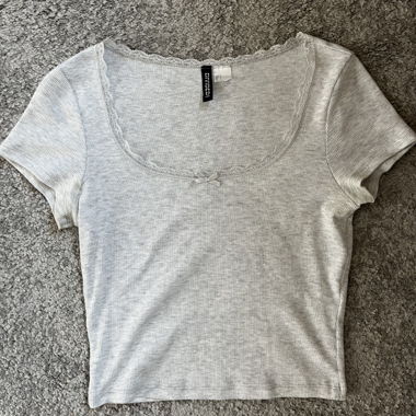 cute grey tshirt