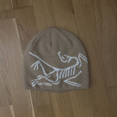 Arcteryx Beanie beige