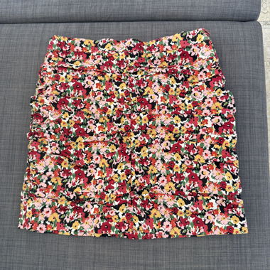Jupe fleurie Stradivarius