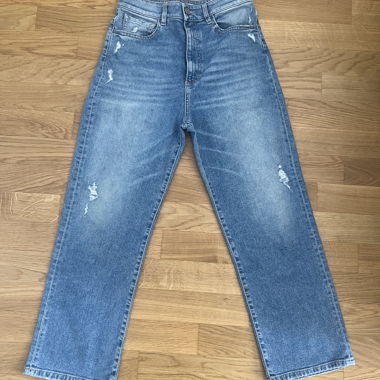 High-Waist Straight-Leg Jeans