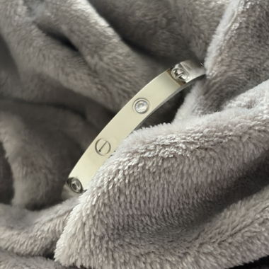 Armreif mit Steinen silber 