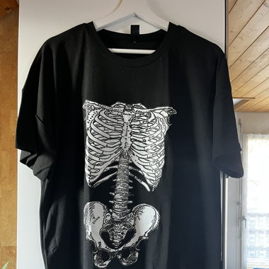 SHEIN T-Shirt