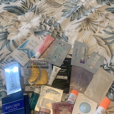 Tester de plusieurs marque de cosmétique 