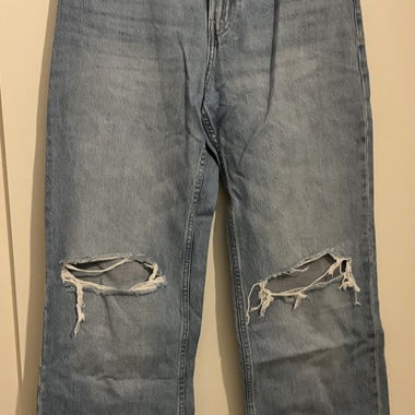 Jeans in denim strappato