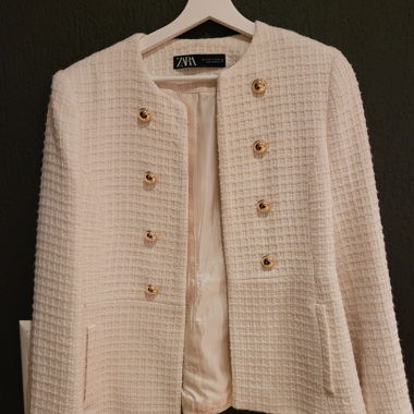 ZARA cream-coloured tweed blazer