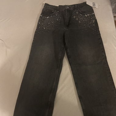 Zara Jeans mit Pailletten, nie getragen