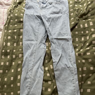 Gestreifte Jeans