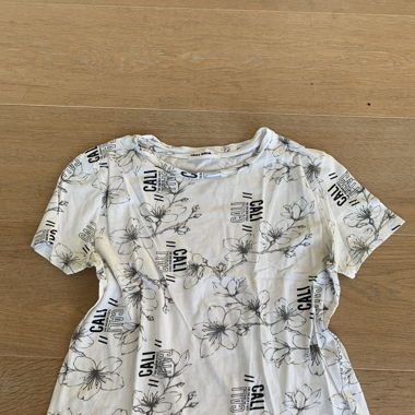 T-Shirt mit print