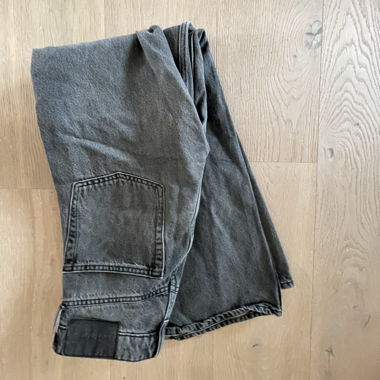 Jeans grigi a gamba larga