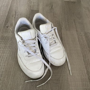 Vintage Reebok Sneakers
