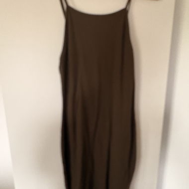 Braunes Trägerkleid