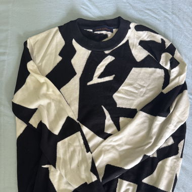 Louis vuitton sweater