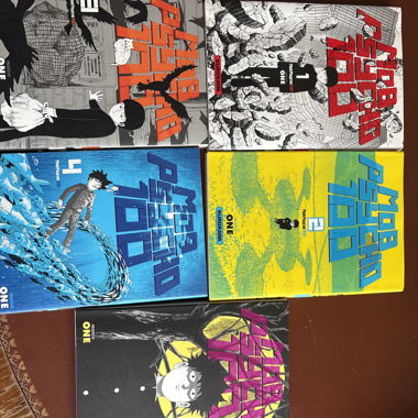 Lot de mangas Mob Ps*cho 100 tome 1-5 (Français)