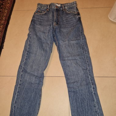 Straight leg jeans