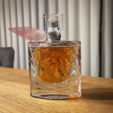 La vie est Belle Rose Extraordinaire EdP