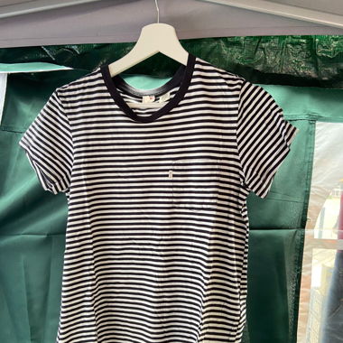 T-Shirt Levis