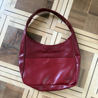NOIRVERE Shoulder Bag Burgundy
