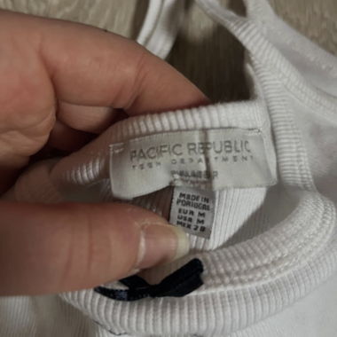 Weißes Crop-Top Pull&Bear