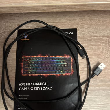 Tastiera da gaming meccanica con LED
