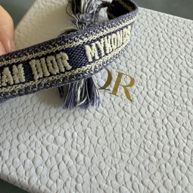 Braccialetto Dior con frange