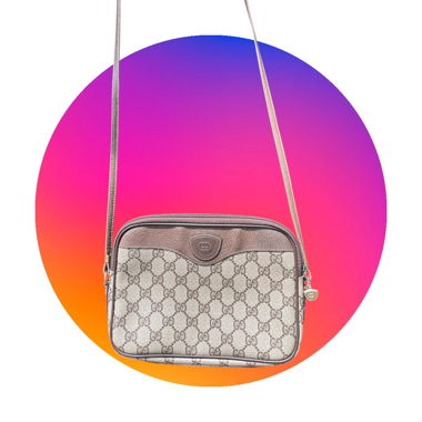 Gucci suprême bag