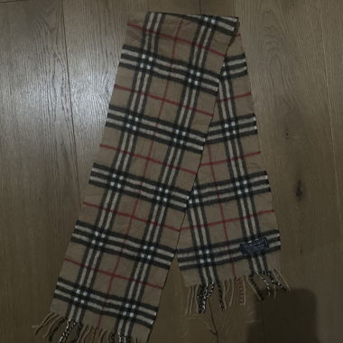Short Burberry Scarf