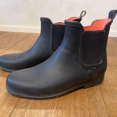 Rain boots