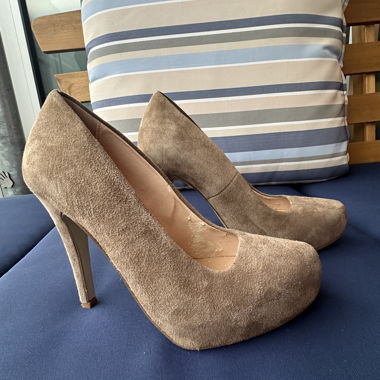 Leather high heels