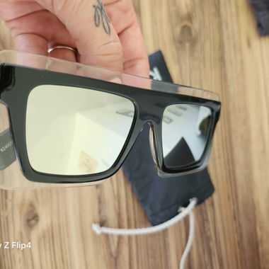Lunettes de soleil Kenzo – comme neuves