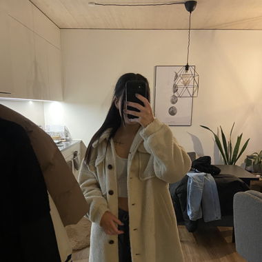 Vera Moda Mantel