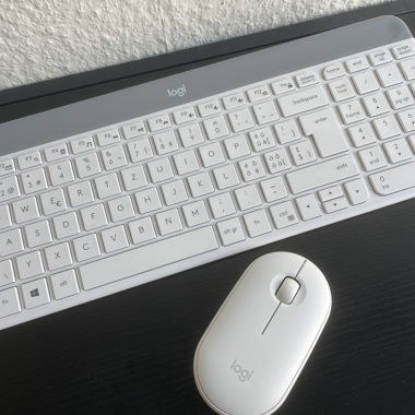 Logitech Tastatur und Maus Set