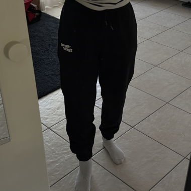 Schwarze Jogginghose XS