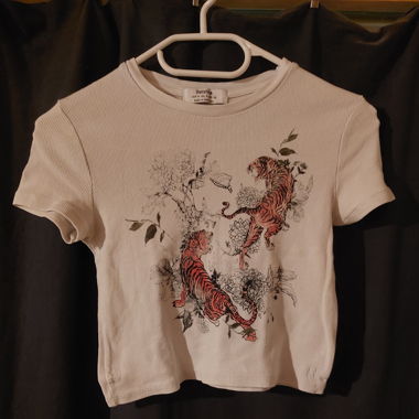 Crop top