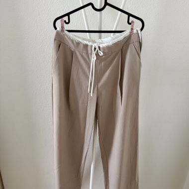Beige Stoffhose