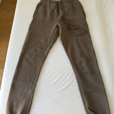 Essentials fear of god sweatpants