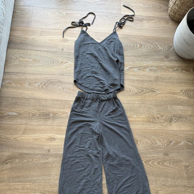 summery set, grey