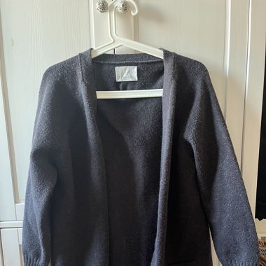 Gestrickte Jacke 