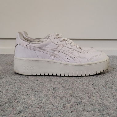ASICS - White sneakers