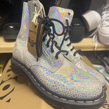 Stivaletti Dr. Martens con glitter riflettenti, nuovi con cartellino