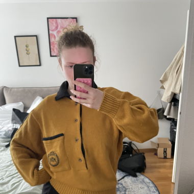 vintage hugo boss pullover