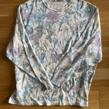 Vintage sweater