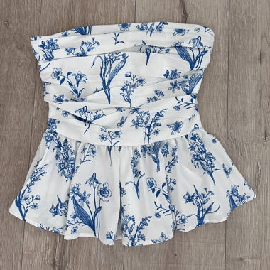 Top floreale bianco