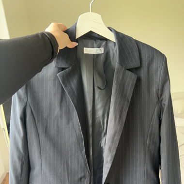 Klassischer Blazer mit feinem Nadelstreifen