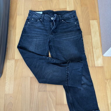 Black Jeans