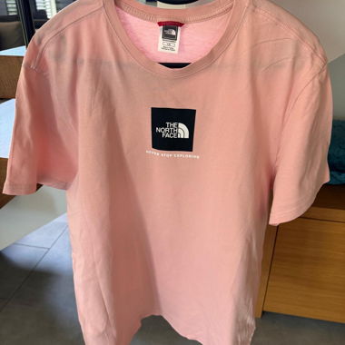 T-shirt The North Face rose