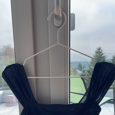 Top mit breiten Trägern blau