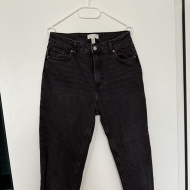 Jeans Gr 42