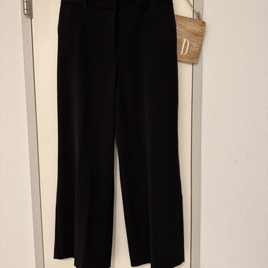 Elegant black trousers size 40