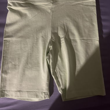 Short vert/jaune pastel